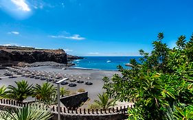 Atlantic Holiday Hotel